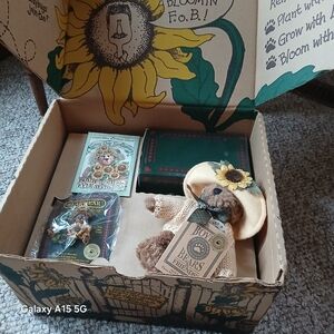 Boyds Bears Sunflower Teddy Bear Set